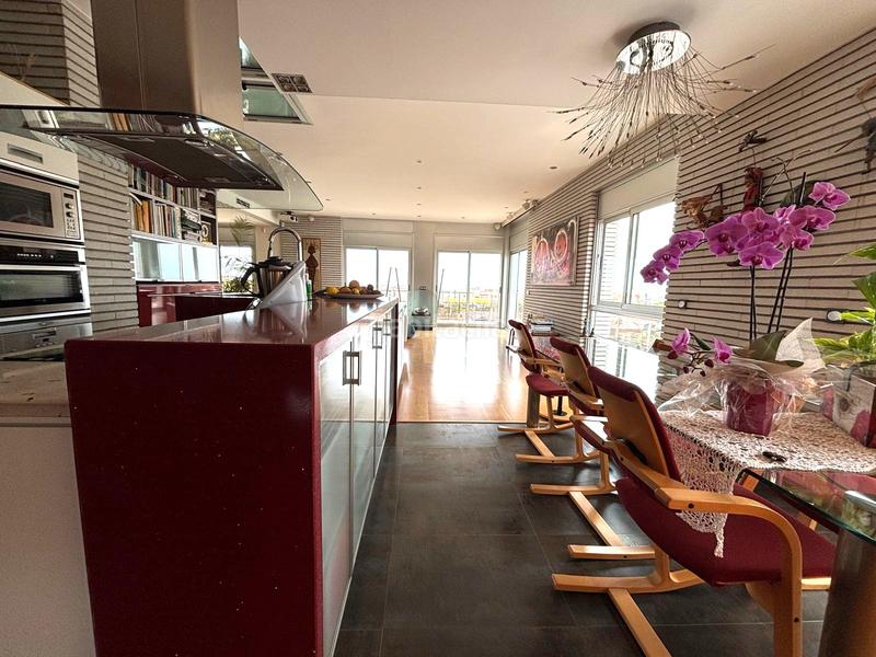 Foto da5d9985-24ae-492b-907f-68e78a1e3808. Dúplex amb xemeneia calefacció aparcament piscina a Salou