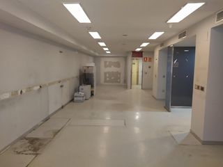 Lloguer Local Comercial a Centro. Representativo local de 197 m2 a pie de calle ideal para clínica