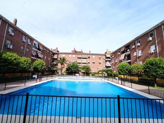 Pis en Poniente-Norte - Miralbaida - Parque Azahara. Vivienda de tres dormitorios en urbanizacin con piscina comunit