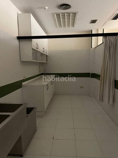 Foto a4bdc7d9-f17c-4236-9bb2-5e76d9d88268. Alquiler local comercial en calle eduardo dato 8 espectacular y amplio local en el corazón en Córdoba