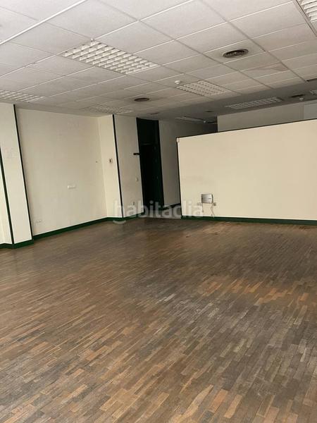 Foto daee9b8d-4027-4bdf-beaa-9d018860ac25. Alquiler local comercial en calle eduardo dato 8 espectacular y amplio local en el corazón en Córdoba