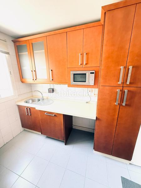 Foto 1d1f9820-5478-4fc0-b4a7-004321364ad9. Piso excelente piso de 4 dormitorios y 2 baños con cochera y trastero junto vial y renfe en Córdoba