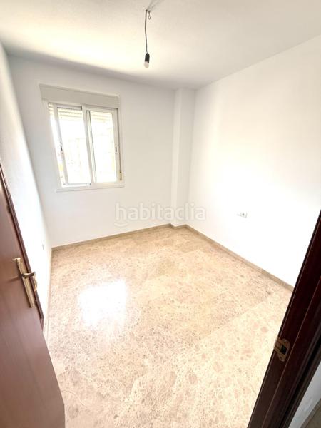 Foto 5c166fbc-19b3-4701-875d-d0ec4d48b690. Piso excelente piso de 4 dormitorios y 2 baños con cochera y trastero junto vial y renfe en Córdoba