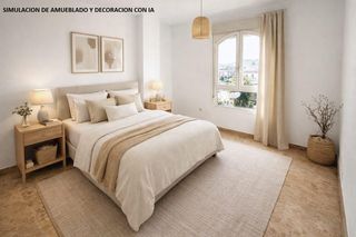 Pis  Calle arqueólogo antonio garcía y bellido. Excelente piso de vpo de 4 dormitorios y 2 baños con cochera y t
