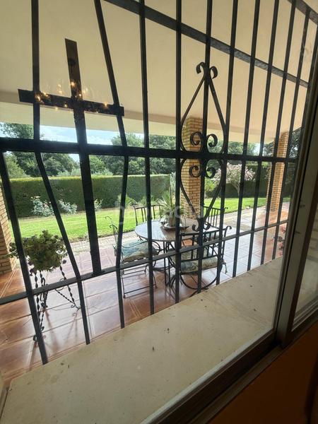 Foto c177d0f5-f268-4945-bb43-125d3a7f525e. Xalet amb calefacció aparcament piscina a Santa Maria de Trassierra Córdoba