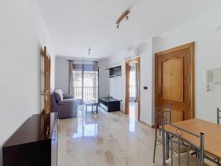 Rent Flat  Calle doctor covo. Piso de 3 dormitorios junto al ayuntamiento de las gabias