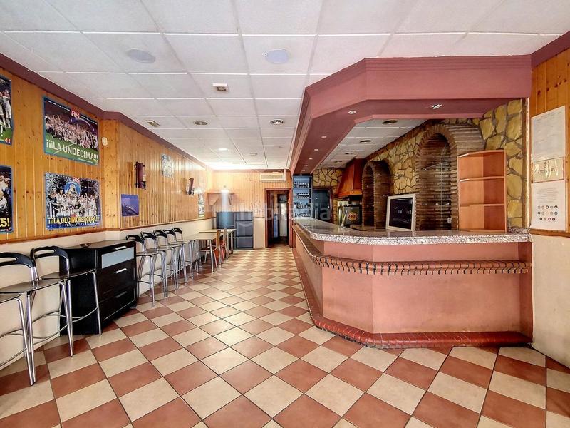 Foto b26b7ce7-edaf-4947-b487-0f20098dda8c. Local comercial barcafetería en venta junto al centro de salud en Armilla