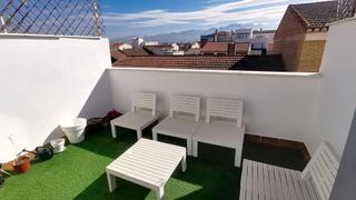Rent Penthouse  Calle huelva. Atico amueblado junto a centro de salud de armilla