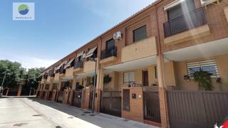Maison jumelée  Calle alheli. Adosada en zona de iglesia de san miguel de armilla