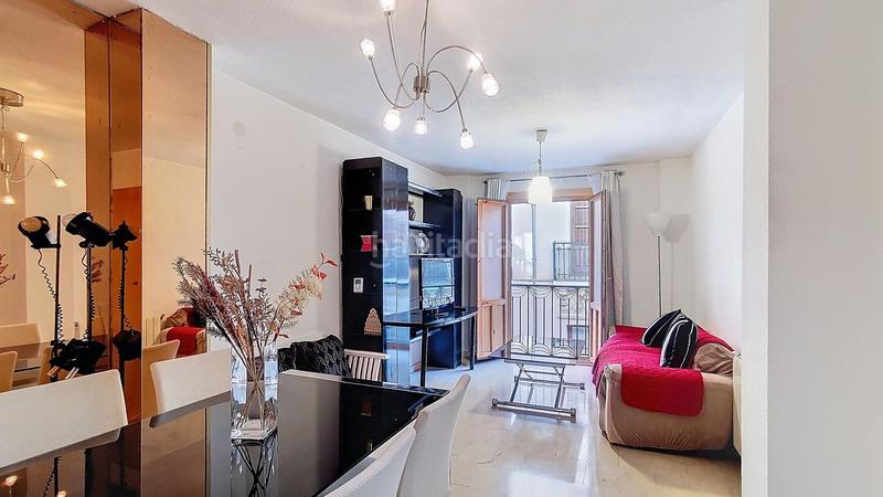 Foto ae4b1ef8-0394-4ebb-95ac-f6227001624f. Alquiler piso  amueblado junto a corte inglés en Granada