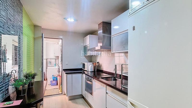 Foto dd3a5cbd-2073-4823-bc94-19a44fd4ee41. Alquiler piso  amueblado junto a corte inglés en Granada