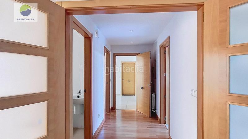 Foto abd9a3e0-c08a-4e34-bee8-4f88e2b914be. Piso  en pleno campo de golf de las gabias en Gabias (Las)