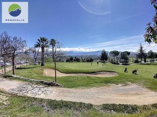 Pis  Calle plaza de la palmera. Piso en pleno campo de golf de las gabias