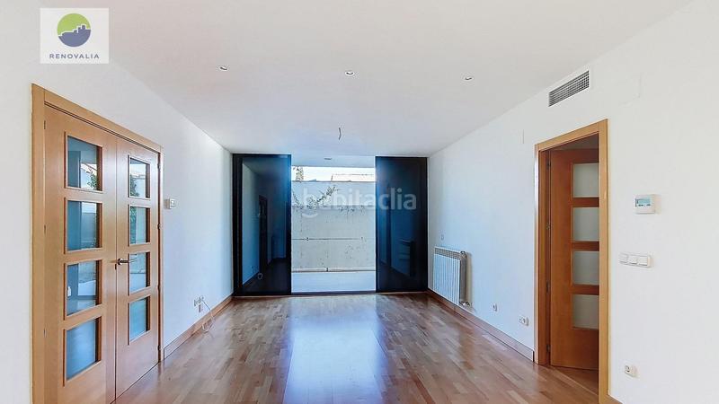 Foto d357264f-f2aa-41a4-b8e2-1b151b112e41. Piso  en pleno campo de golf de las gabias en Gabias (Las)