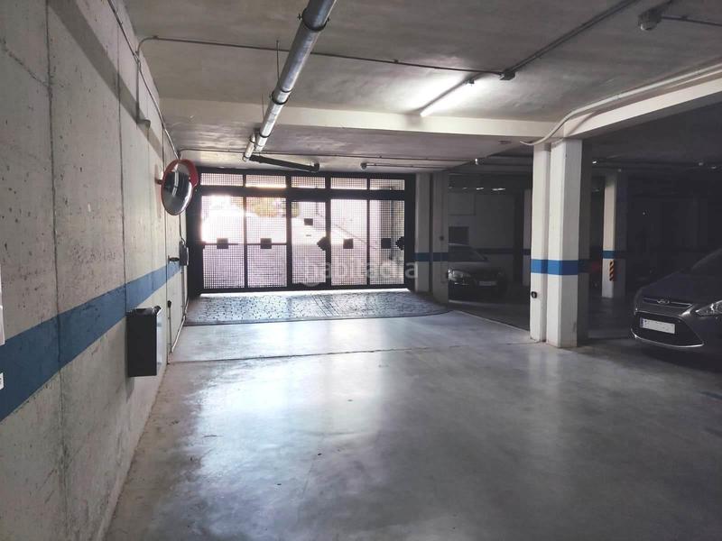 Foto 8b71838c-bbfe-4135-badd-b833decaa68c. Lloguer aparcament cotxe a calle de darwin 18 a San Miguel Armilla