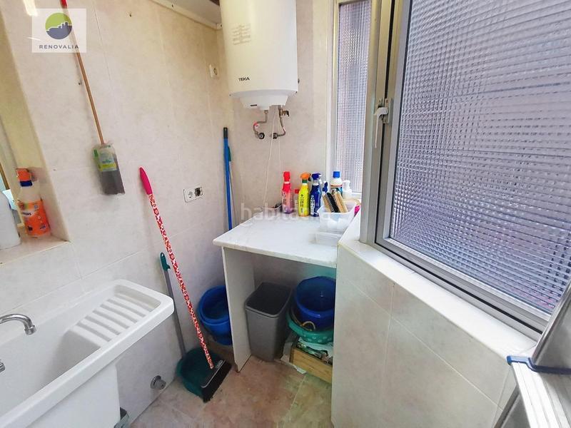 Foto 0cfb75ce-493f-4b99-8a98-554fb36778c5. Etagenwohnung mit heizung in Joaquina Eguaras Granada