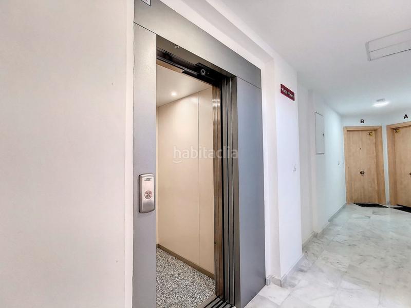 Foto 7d334a0f-2432-4b57-b1ab-0838ff851327. Miete etagenwohnung mit heizung parking in San Antón Armilla