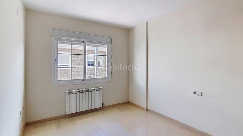 Foto 61f51c4e-58fb-4c03-bb57-1b6b17cee925. Reihenhaus mit heizung parking in San Miguel Armilla