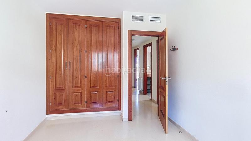 Foto c9568b53-dcfd-4ae3-890b-bc150b3fc3a3. Reihenhaus mit heizung parking in San Miguel Armilla