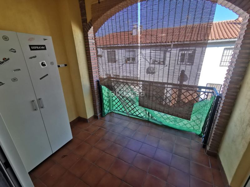 Foto 7c89b27b-25fd-44df-8053-84c74f9ae685. Lloguer dúplex amb calefacció aparcament a San Antón Armilla