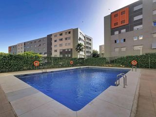 Rent Flat  Calle circunvalacion. Piso en residencial privado con piscina de alhendín
