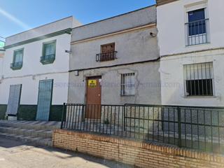 Casa a Calle sol 21. Vivienda en calle sol, en alcalá del río, dos plantas, dos habit