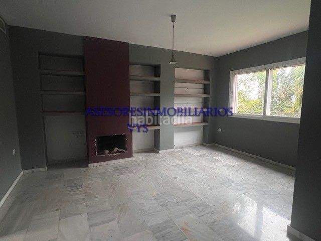 Foto 4af28eb9-3c14-4ee7-b909-f1bde0a1cee1. Chalet en calle abeto 19 ¡bajada de precio! urbanización la juliana: ahora por tan solo 295.000 €. en Bollullos de la Mitación