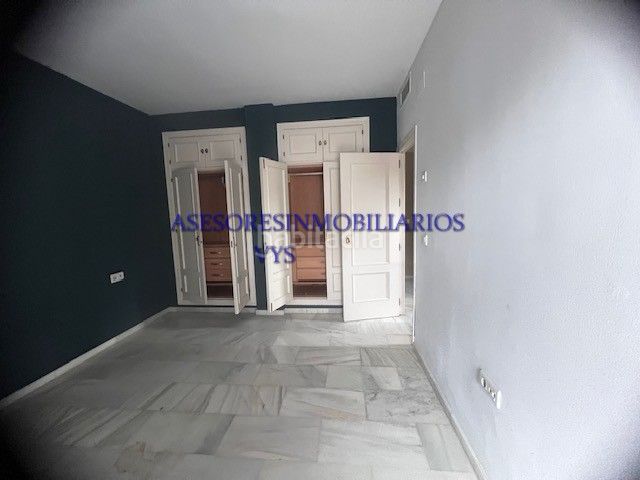 Foto 4f047578-0665-4601-8957-b08bd65b6e22. Chalet en calle abeto 19 ¡bajada de precio! urbanización la juliana: ahora por tan solo 295.000 €. en Bollullos de la Mitación