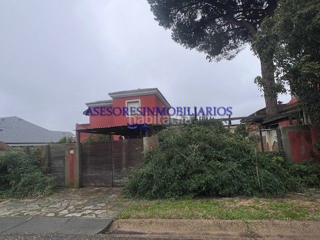 Foto 9294b1c5-d11a-4437-938d-8f834fd02776. Chalet en calle abeto 19 ¡bajada de precio! urbanización la juliana: ahora por tan solo 295.000 €. en Bollullos de la Mitación