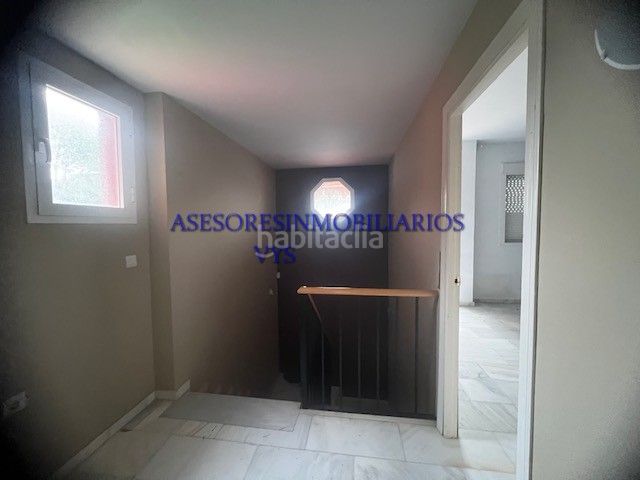 Foto ac921224-2643-4747-b583-94c2f8ebb8f5. Chalet en calle abeto 19 ¡bajada de precio! urbanización la juliana: ahora por tan solo 295.000 €. en Bollullos de la Mitación