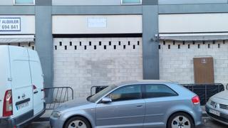 Miete Geschäftsraum in Calle salvador távora 8. Magnifico local comercial situado en el mejor emplazamiento del