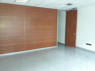 Office space in Avenida de hytasa 43. Magnífica oficina con los máximos estándares de calidad situada