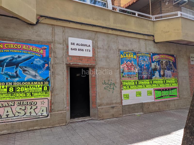 Foto 47e5b676-acbd-4bc3-b277-f2bee0182454. Affitto locale commerciale in calle andrés bernáldez 1a in Sevilla