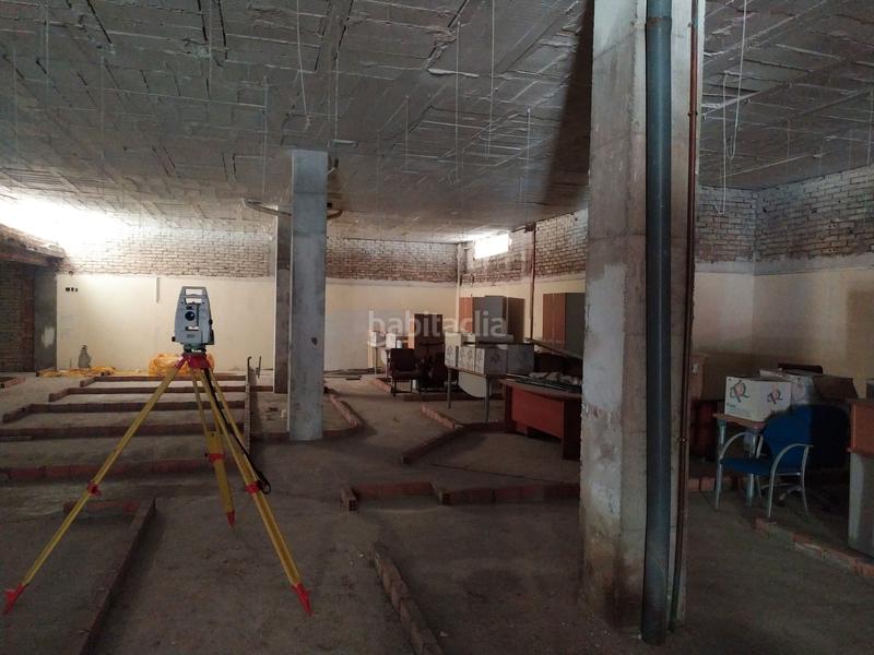 Foto 89b94d32-0d30-4354-9d88-313748366b88. Lloguer local comercial a calle andrés bernáldez 1a a Sevilla