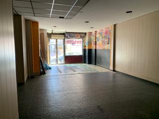 Lloguer Local Comercial a Calle stmo cristo del amor 3. Magnifico local comercial junto a la comisaría local de san juan