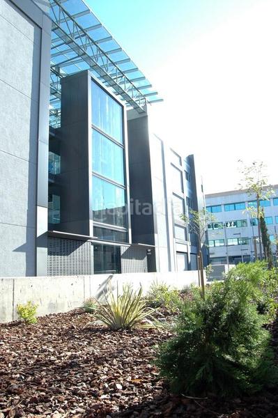 Foto c21e4904-aaf5-49dc-9363-042351431a32. Posto auto in avenida de hytasa 43 in El Cerro Sevilla