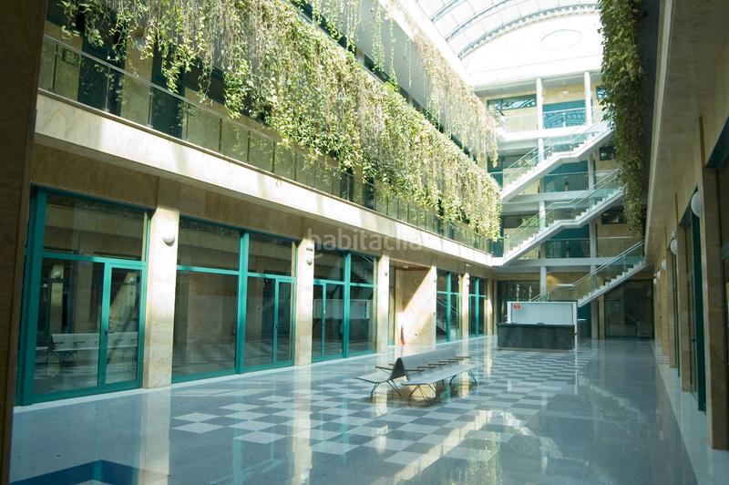 Foto acce9a92-5cbd-4f30-ad4e-fa42b0c5600f. Office space in avenida de hytasa 12 in El Cerro Sevilla