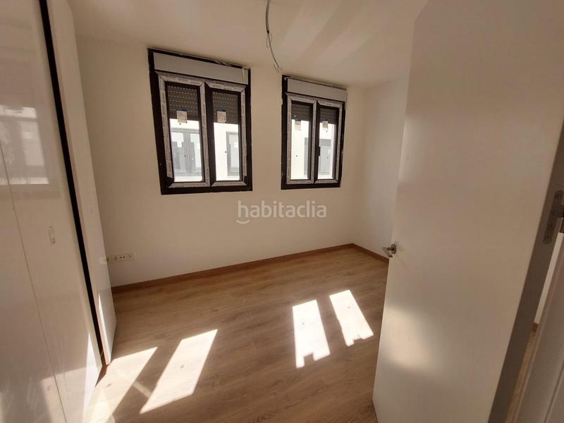 Foto b981e4f8-a9f5-4119-87d7-e8797343a40b. Etagenwohnung mit heizung in Plaza de Toros - Santa Rita Almería