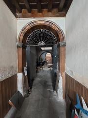 Casa  Real. Amplia casa de 670 metros en el centro de almeria !!