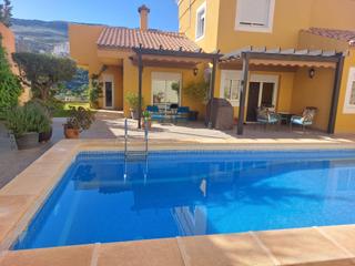 Chalet à Avenida de las palmeras 11