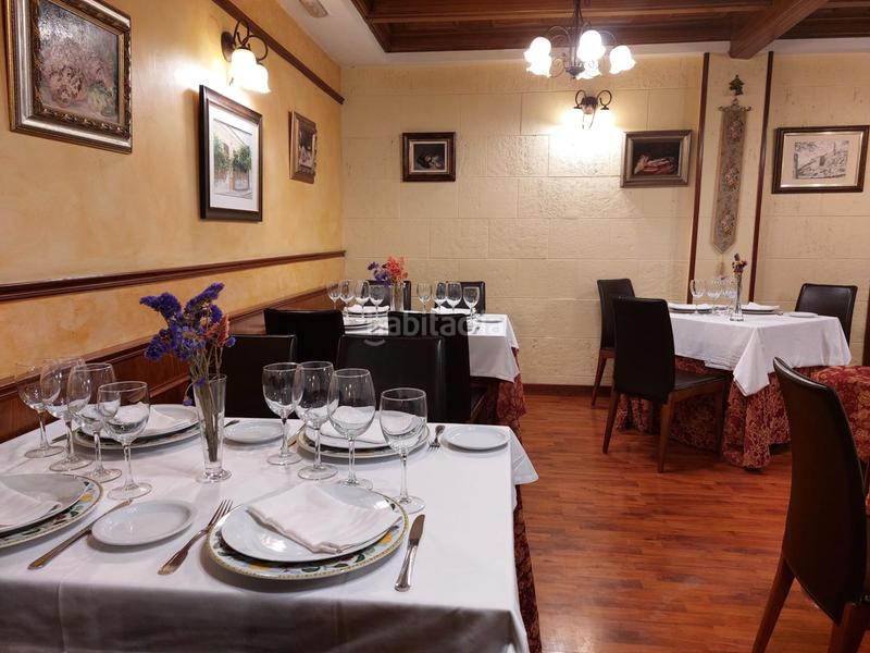 Foto 2007c330-7366-419d-9ffc-b69440592f1e. Alquiler local comercial en marin 16 venta de restaurante en centro histórico en Almería