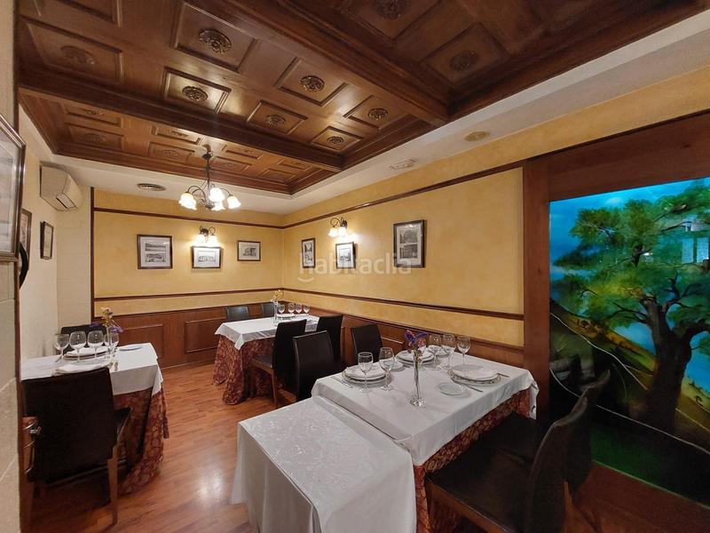 Foto 4afd5fb2-be9b-4c1e-86e9-78d5d6fa2108. Alquiler local comercial en marin 16 venta de restaurante en centro histórico en Almería