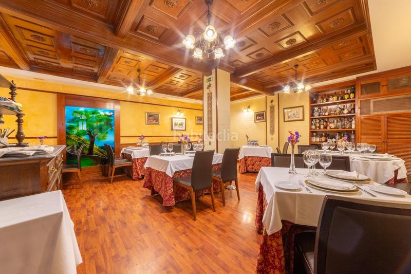 Foto c4be321d-b4d6-48e6-a343-ad56c6170274. Alquiler local comercial en marin 16 venta de restaurante en centro histórico en Almería