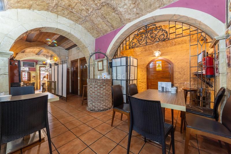 Foto f2ace7f3-f335-4770-b843-1579b82c1240. Alquiler local comercial en marin 16 venta de restaurante en centro histórico en Almería