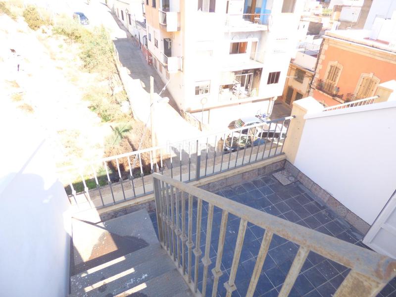 Foto 0c18ad78-8819-490c-b07b-84e038374548. Dachwohnung in calle de la reina 2 in Centro Almería