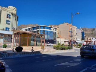 Aparcament cotxe  Avenida avenida carlos iii