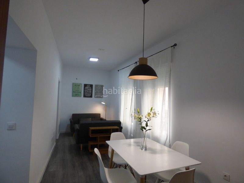 Foto 420a0fd9-418b-4053-857c-862ffcf8ac46. Etagenwohnung in calle cervantes 11 in Centro Almería