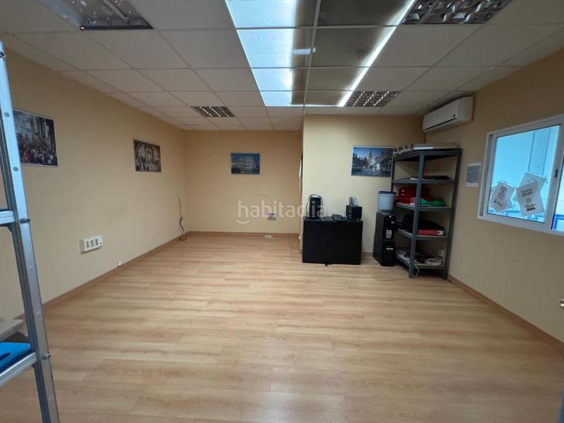 Foto 61668a6a-d555-45a0-ba2e-05afe8b29986. Nau industrial a La Paz Alcalá de Guadaira