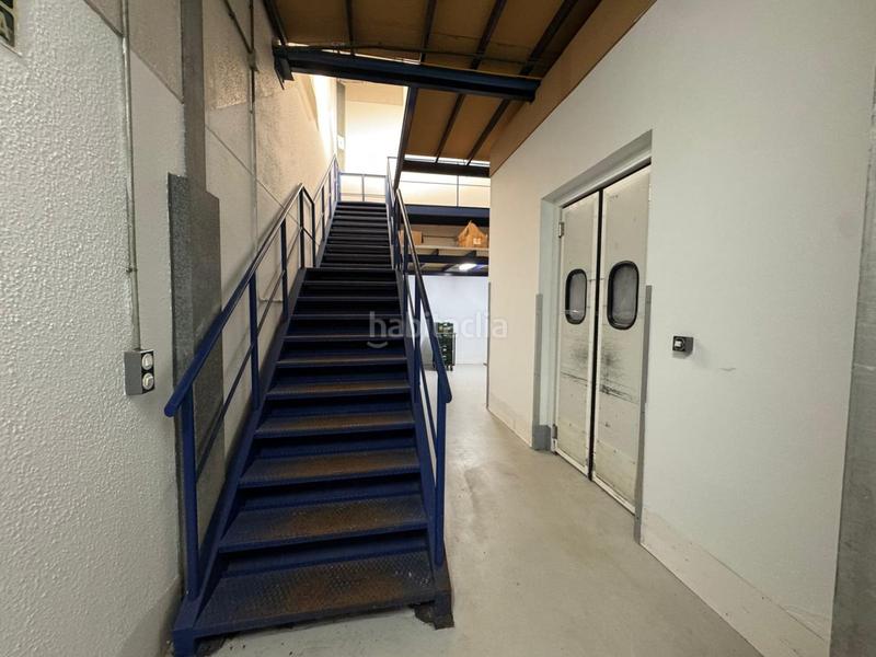 Foto 95ded915-5de3-4022-be06-429df4b6fbb0. Nau industrial a La Paz Alcalá de Guadaira