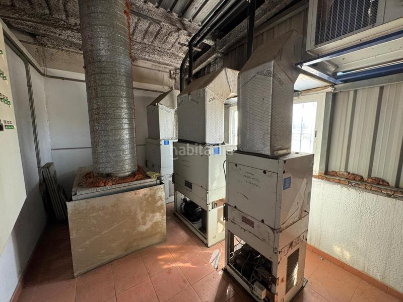 Foto c71d1ff3-399d-48e7-954b-26134b9ecb12. Nau industrial a La Paz Alcalá de Guadaira